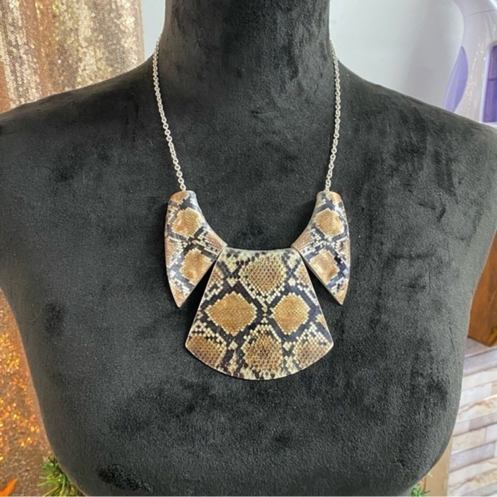 Snakeskin Metal Bold Necklace on Silver Chain